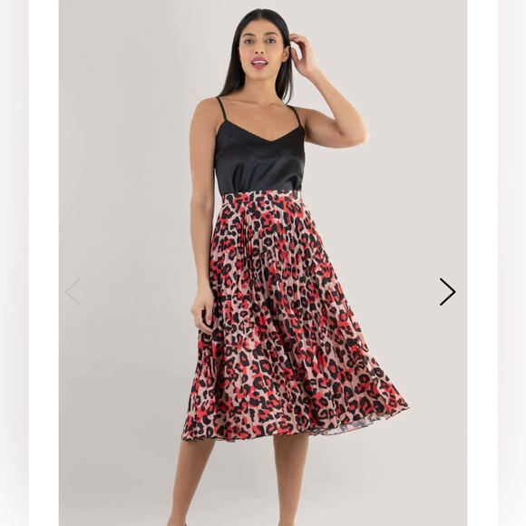 Closet London Red leopard cheetah pleated skirt us8 - Picture 4 of 12